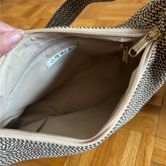 Orvis - Picture 4 of 5